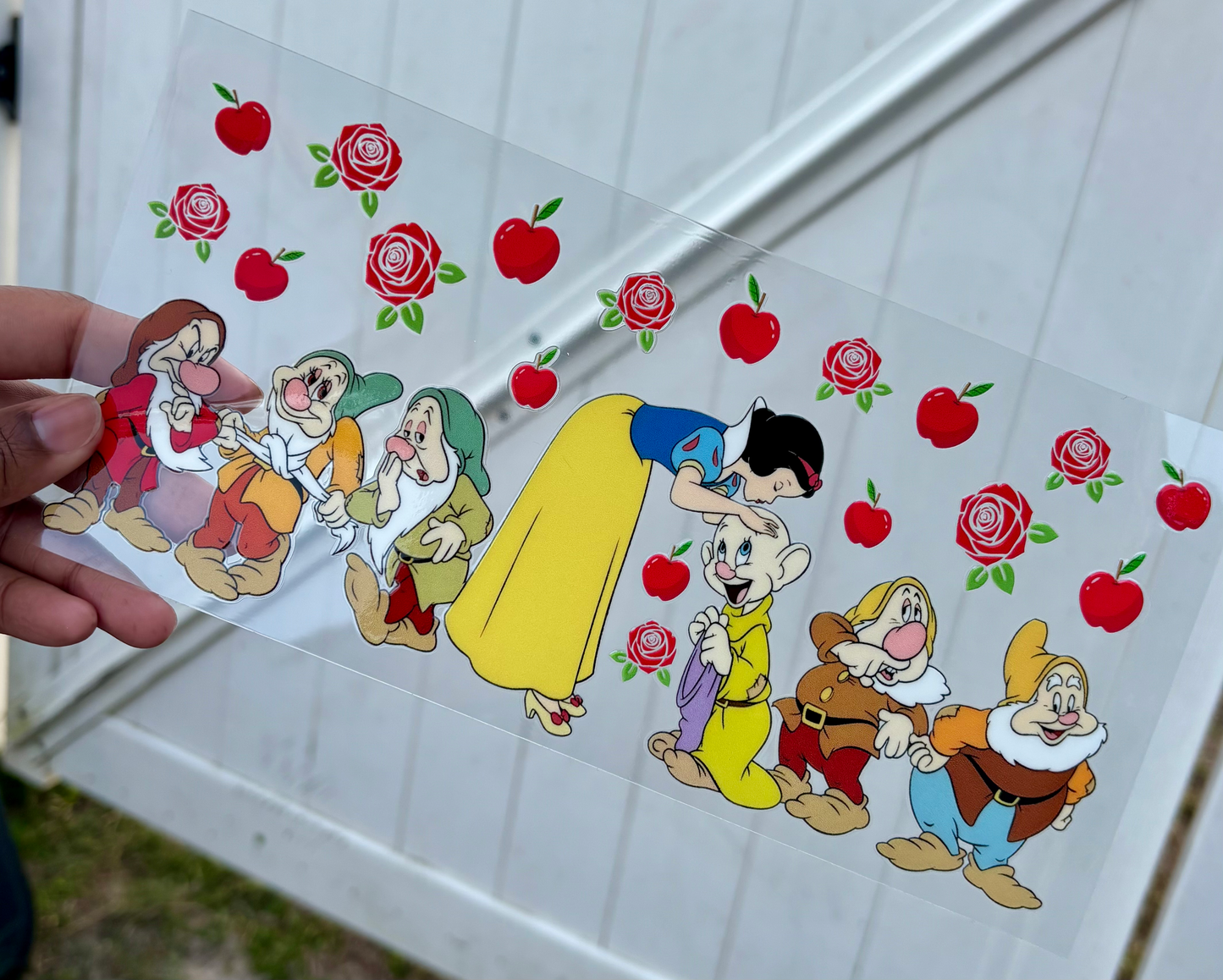 Snow White image 0