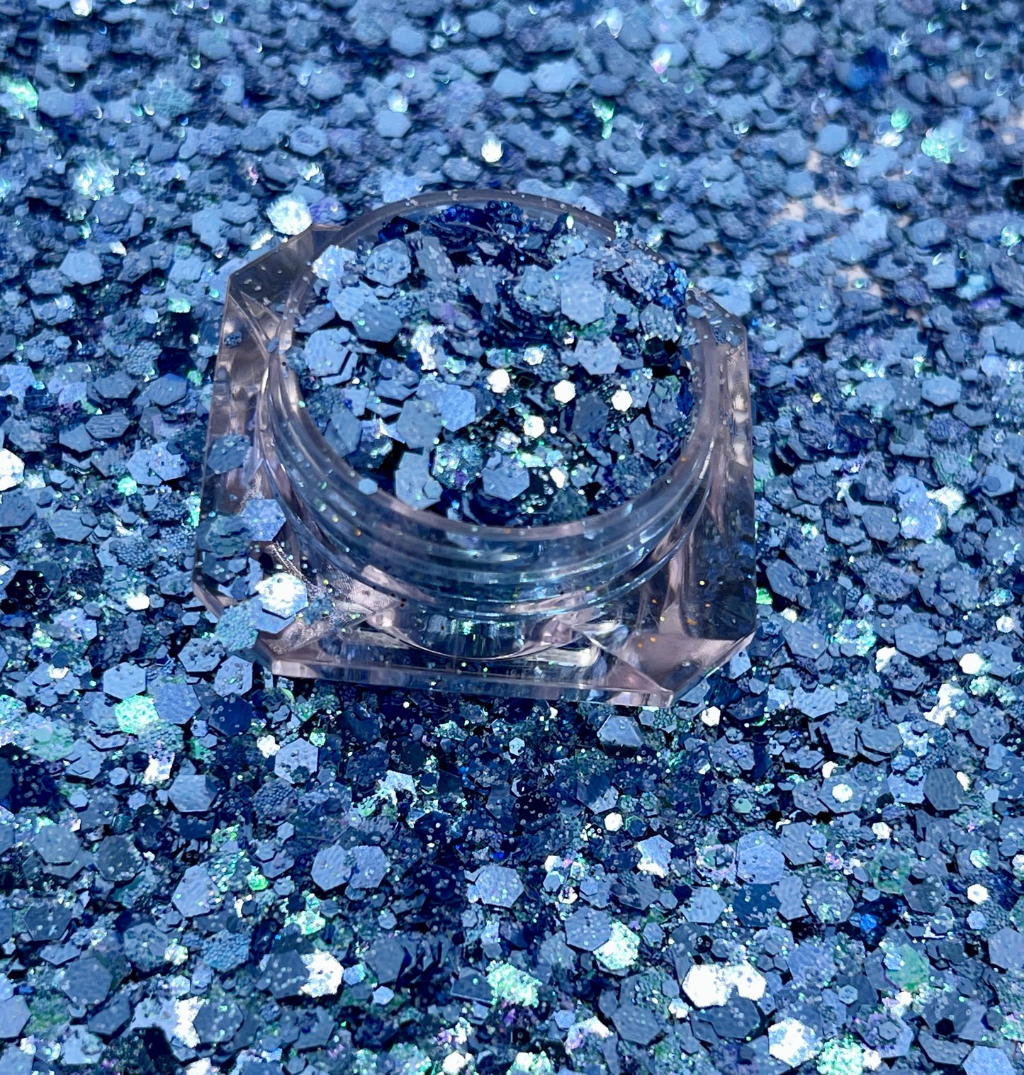 Cyclone/Metallic and Iridescent Chunky Glitter image 1
