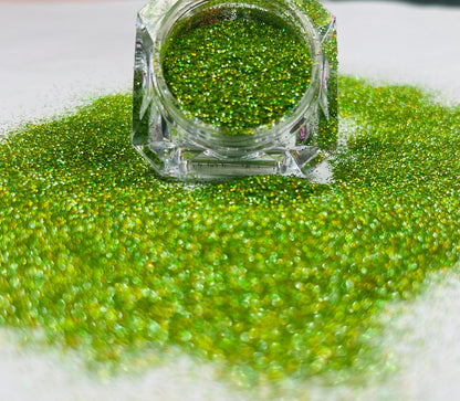 Green Apple/Green Fine Holographic Glitter image 1