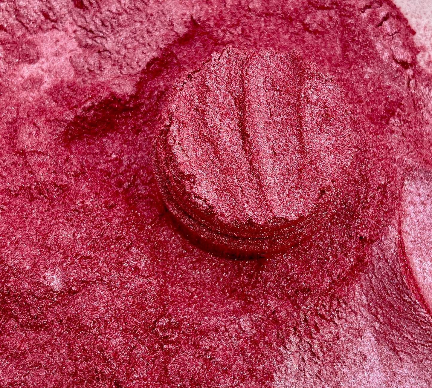 That's So Raven/Red Shimmer Pigment Powder image 1