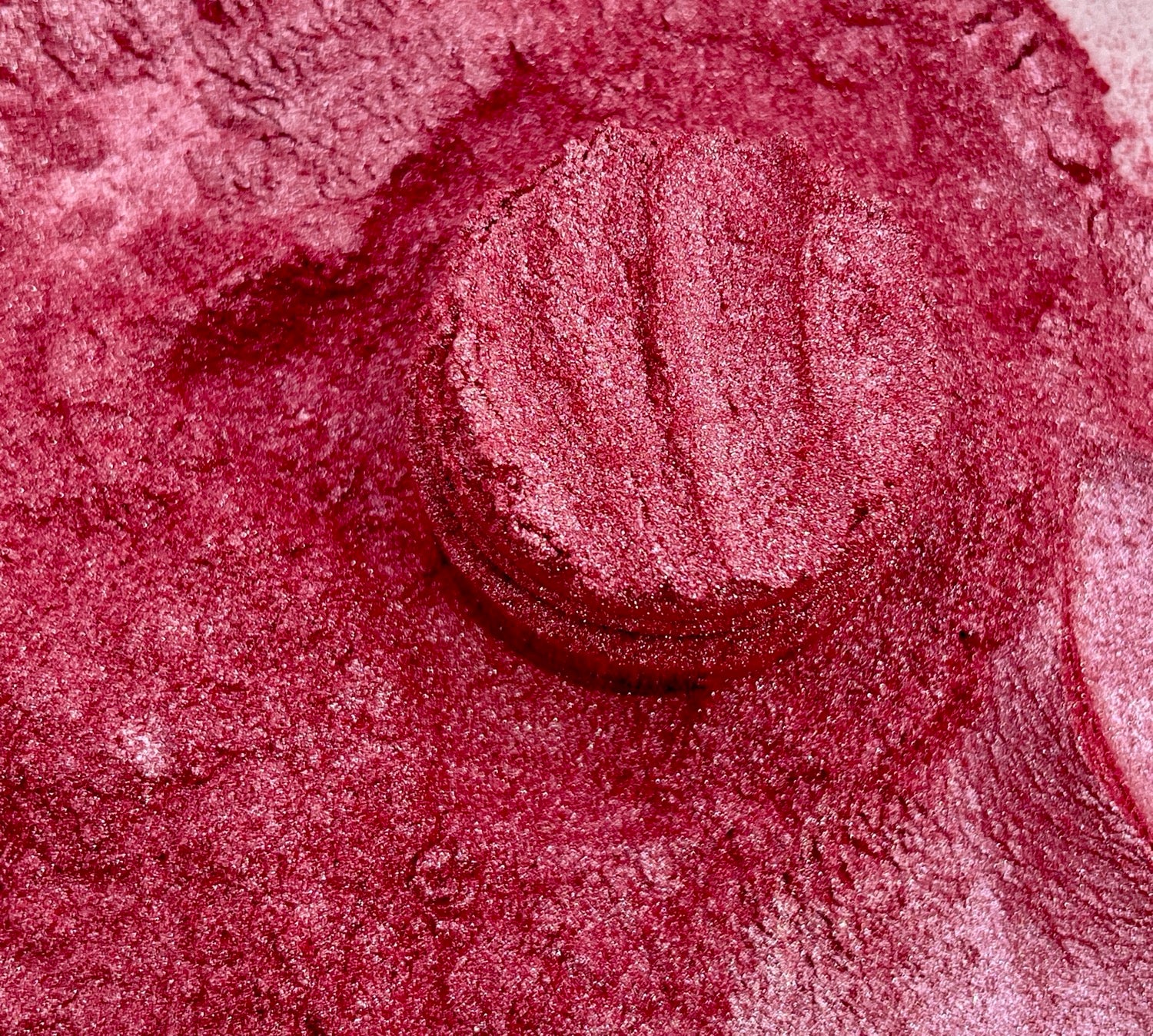 That's So Raven/Red Shimmer Pigment Powder image 1