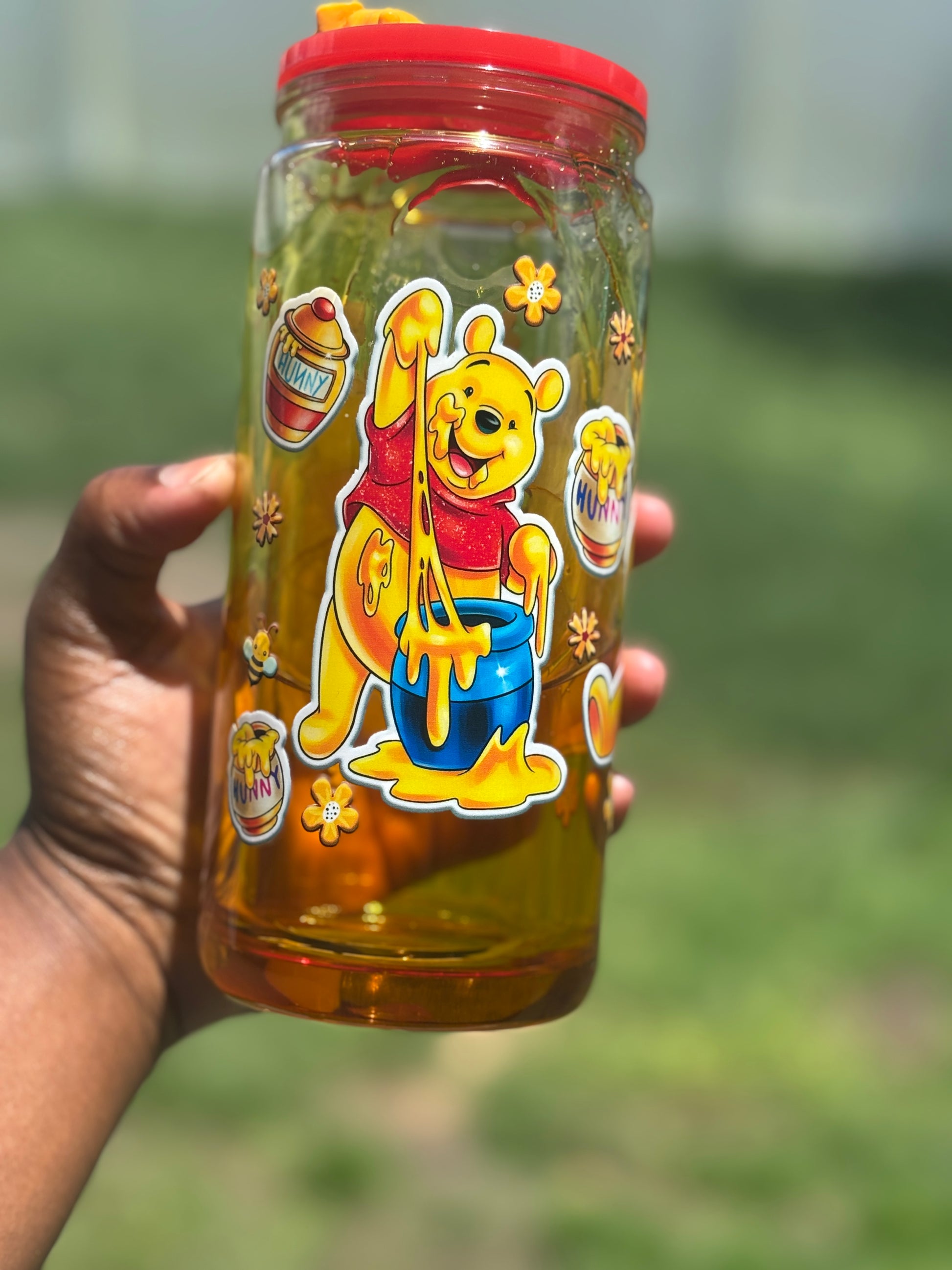 Honey Drip Winnie(16 oz Plastic) image 2